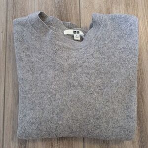 Uniqlo Womens Lambswool sweater